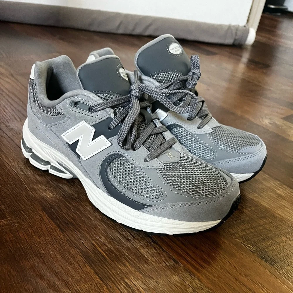 New Balance Kids Sneakers - Gray and White